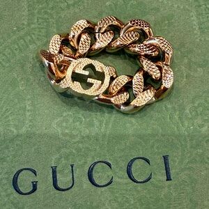 Gucci Interlocking G Gourmette chain ring